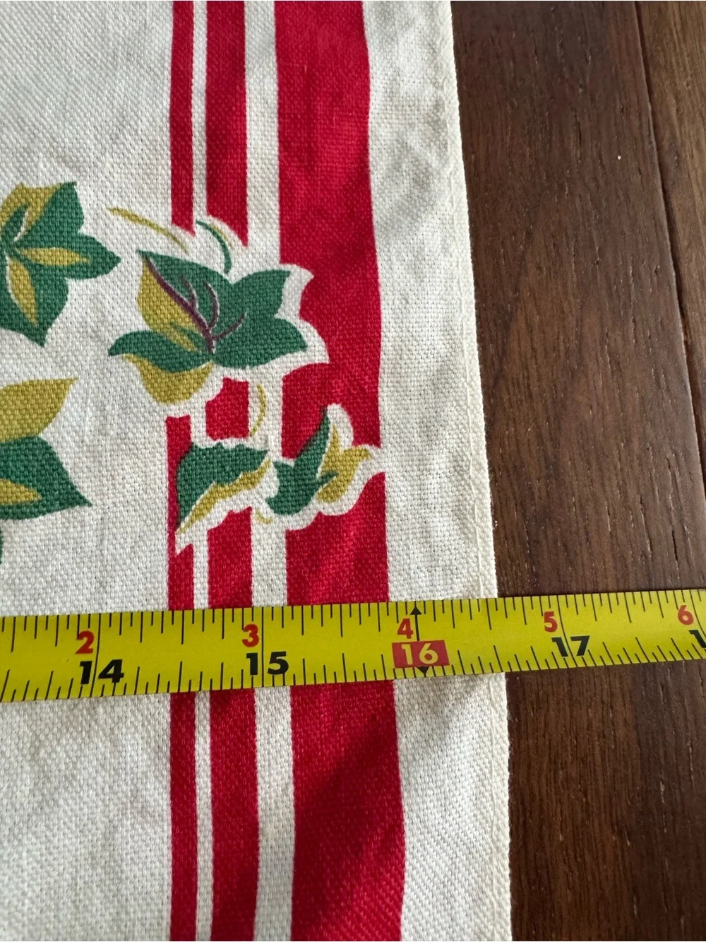 Vintage 1950’s Startex Kitchen Tea Towel Animals Ivy Red Green 16X29 Tucapau SC